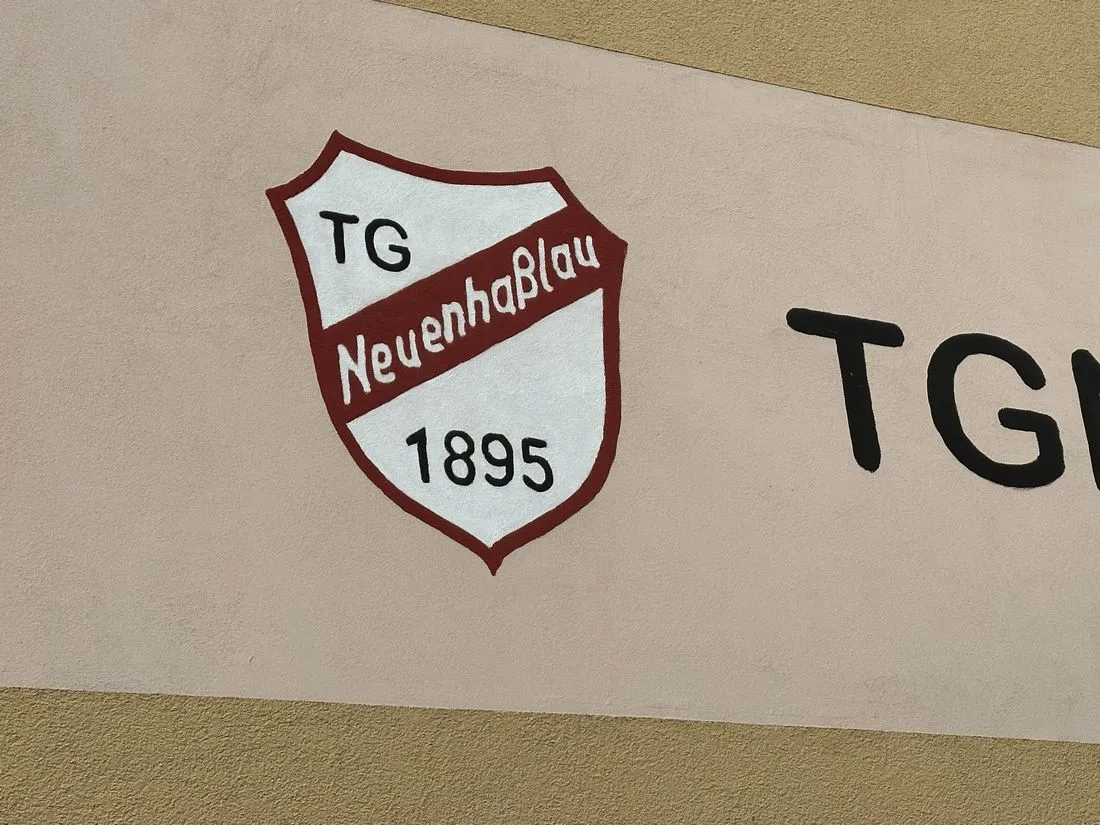 Main-Kinzig-Volleys: Herren 1 gewinnen in Marburg