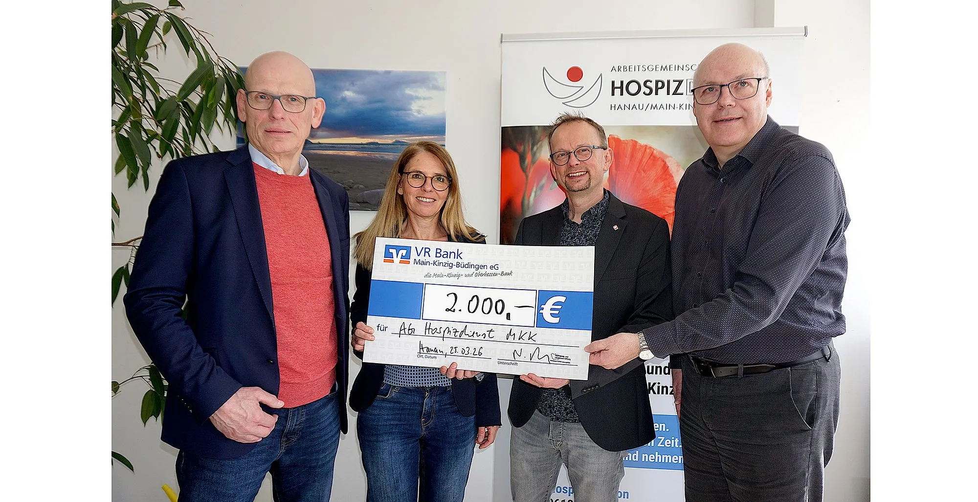 2.000 Euro-Spende an Arbeitsgemeinschaft Hospizdienst