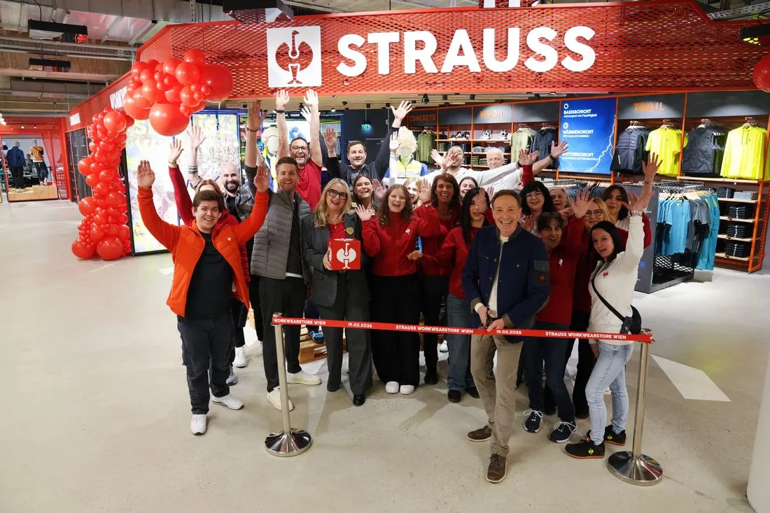 STRAUSS launcht ersten Workwearstore im Ausland