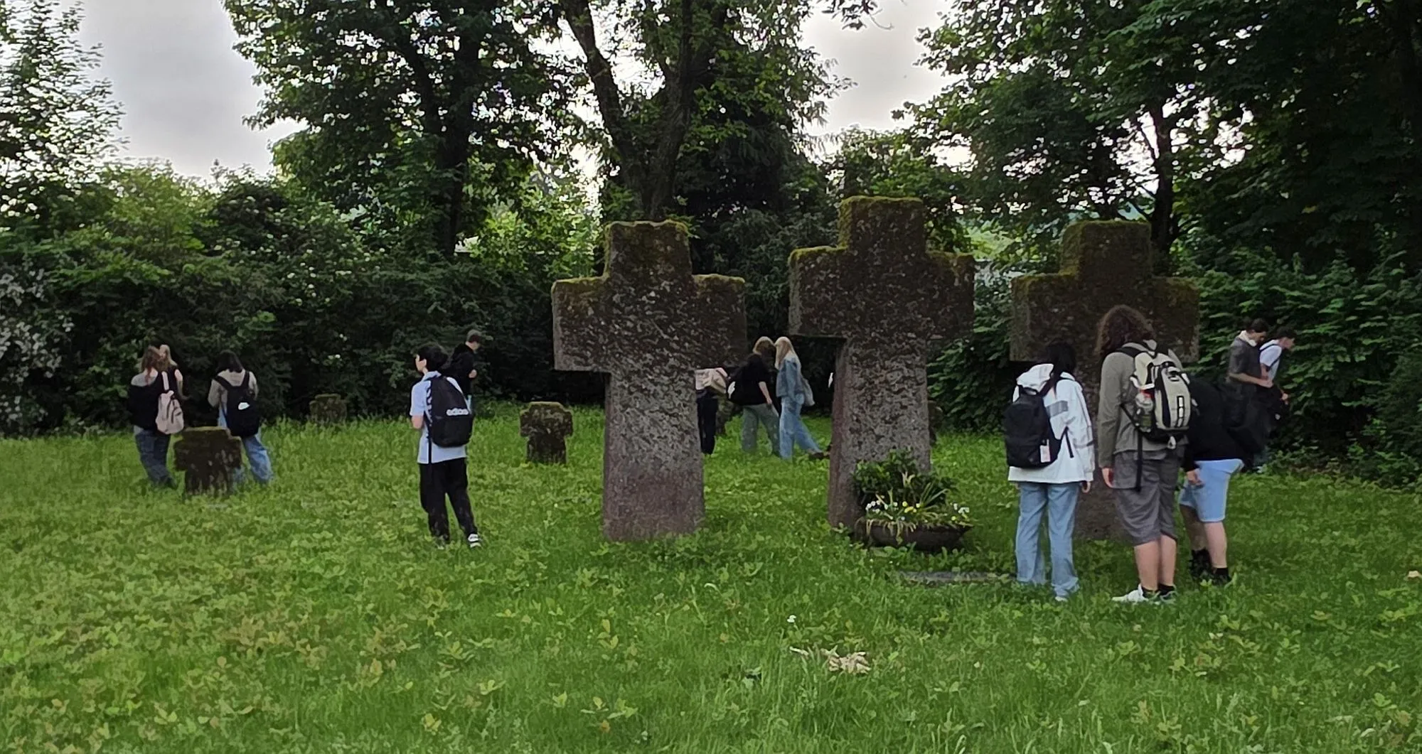 338 Schicksale berühren Henry-Harnischfeger-Schüler