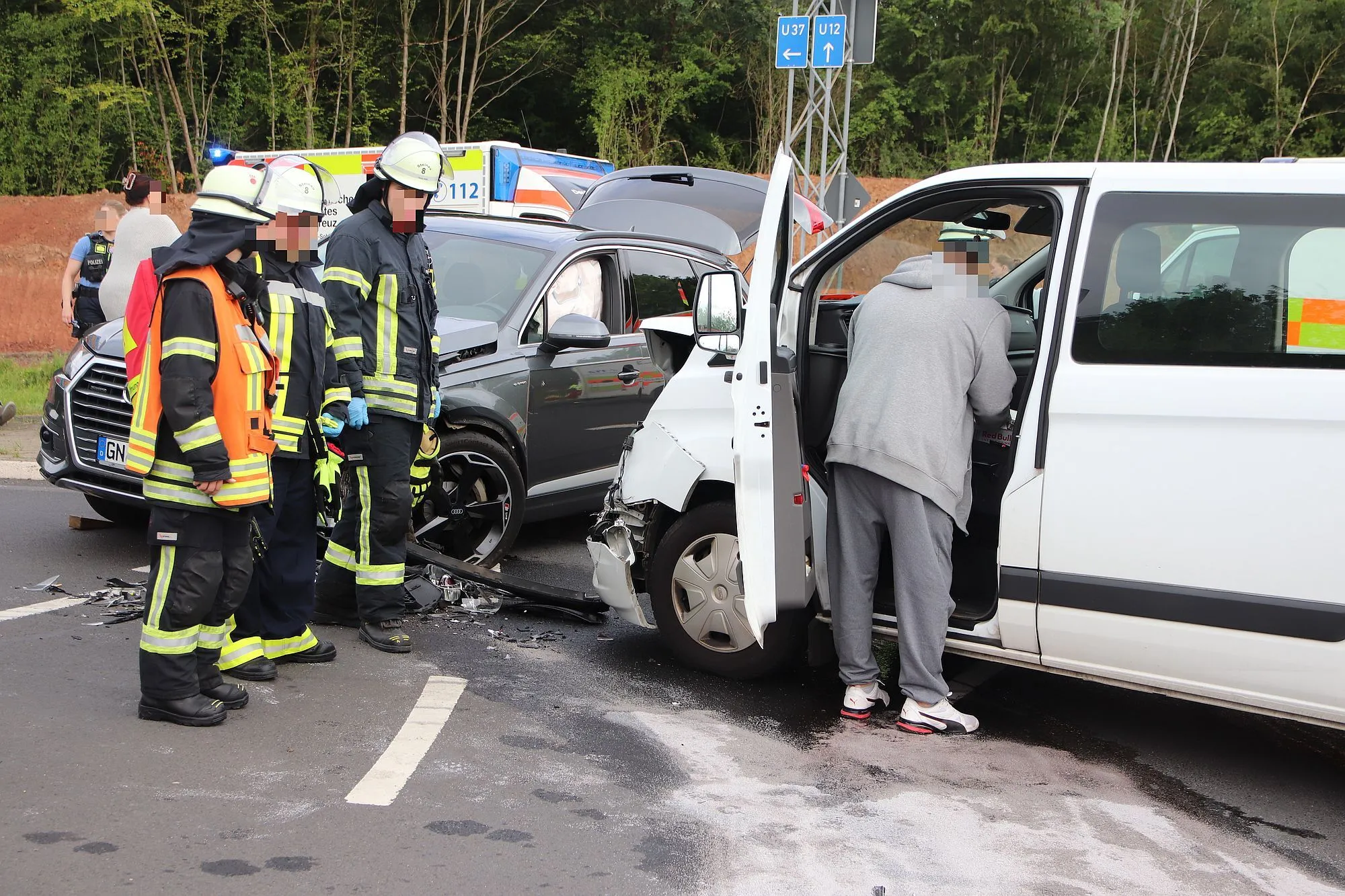 Steinau: Aktuelle Vollsperrung nach Unfall mit Schulbus