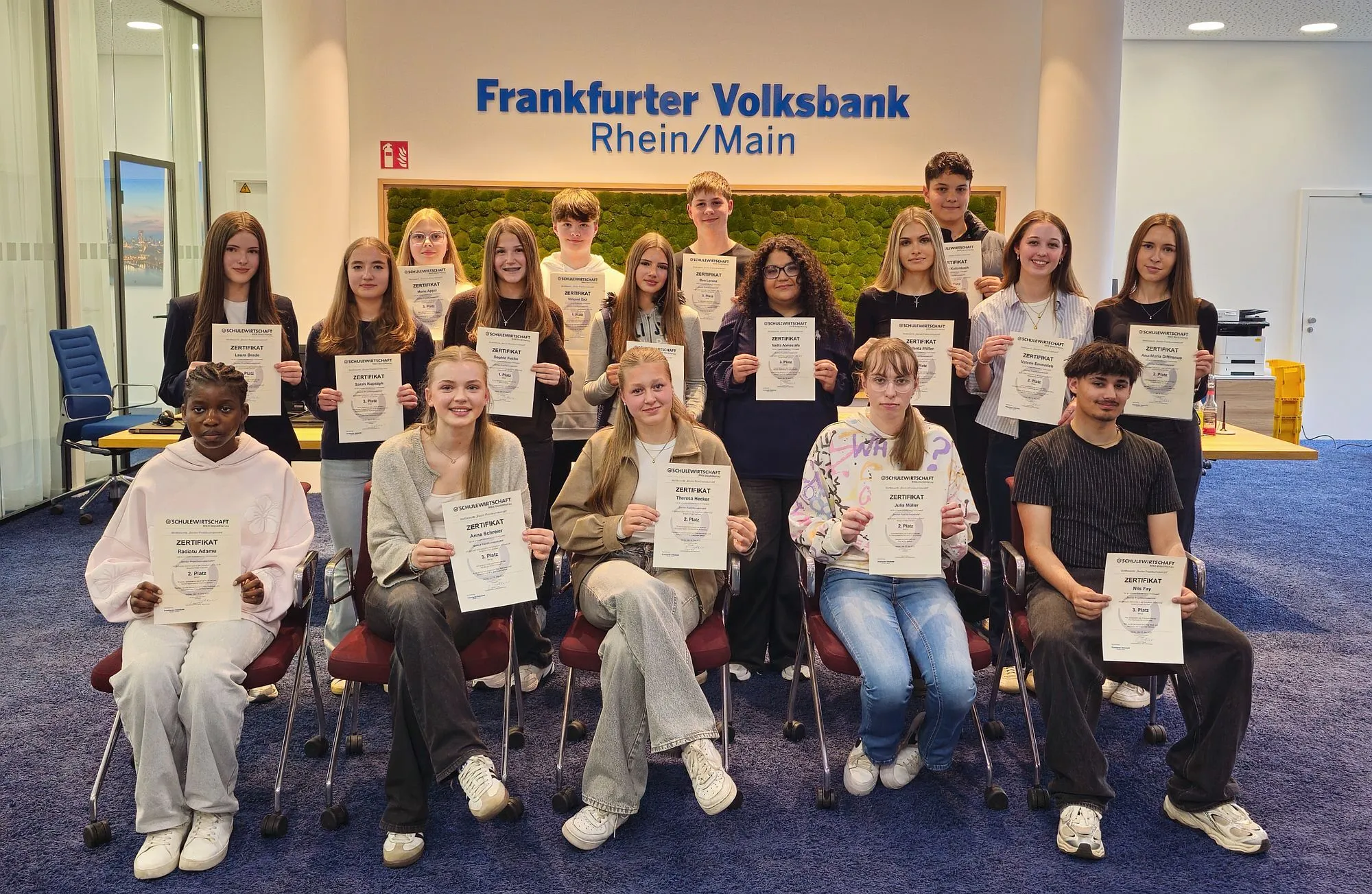 Bester Praktikumsbericht: Ehrung der Platzierten aus Hanau und Umgebung
